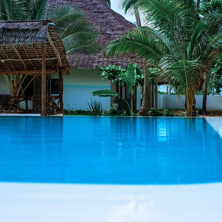 Manolo Beach Resort Uroa Bagian luar foto