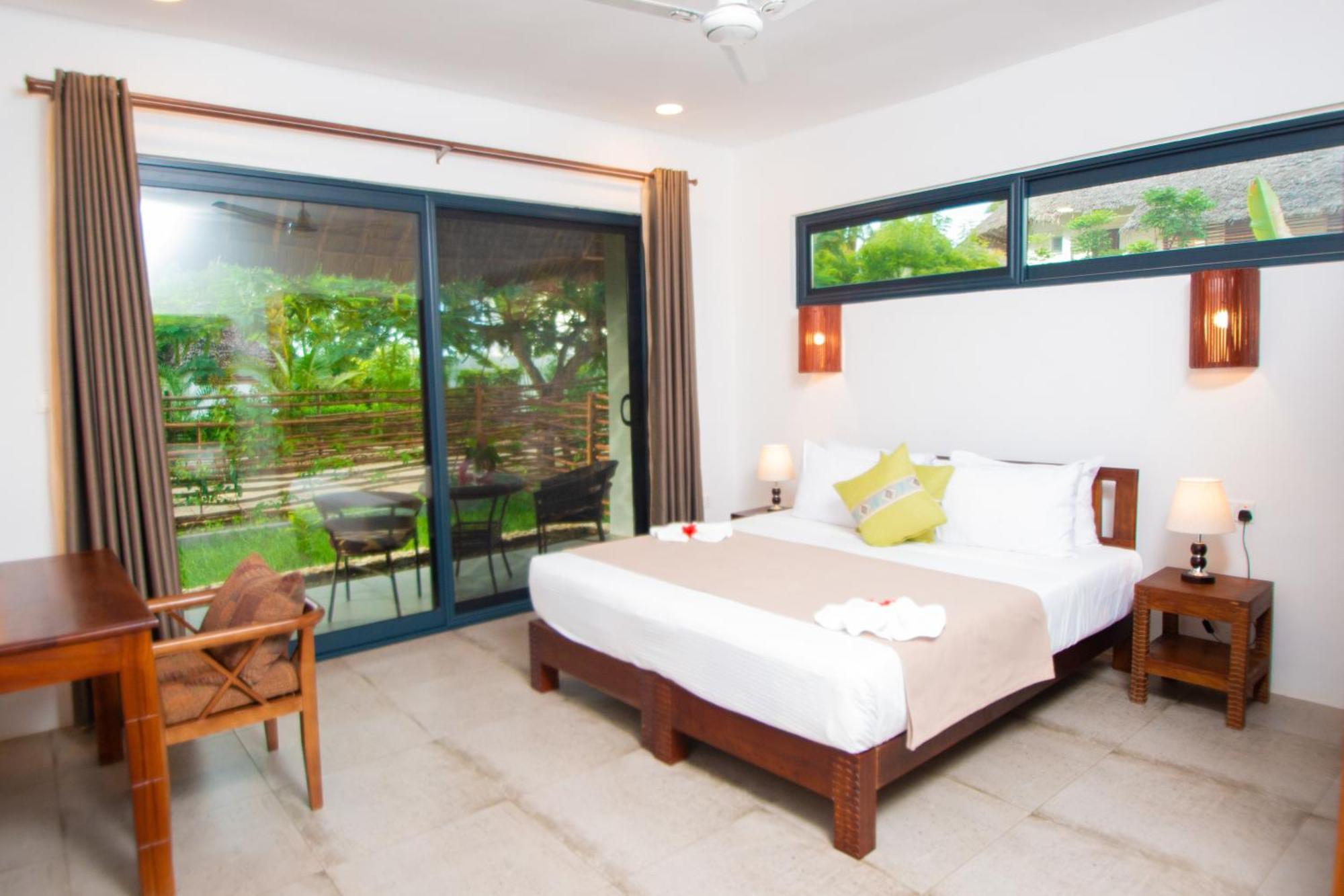 Manolo Beach Resort Uroa Bagian luar foto