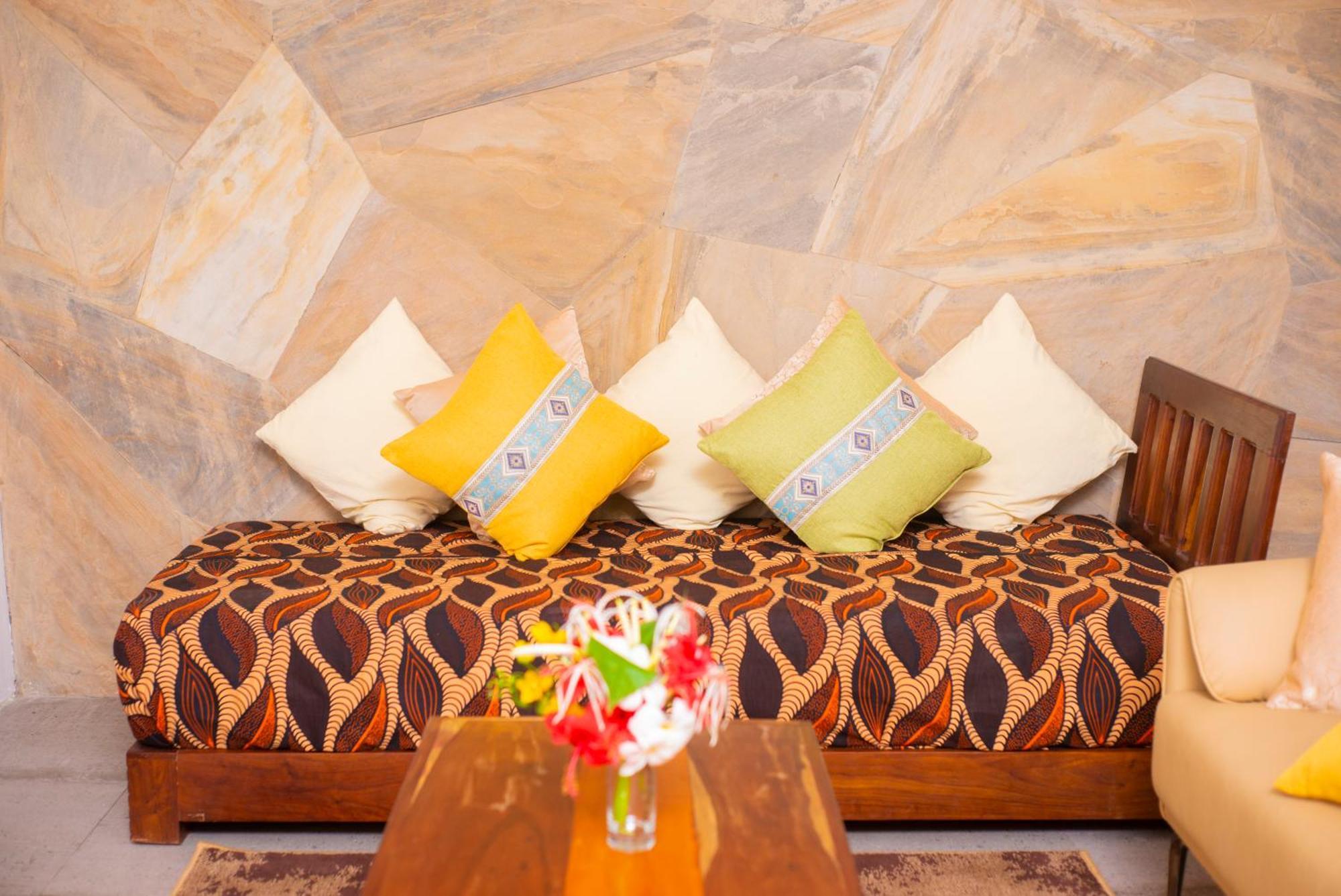 Manolo Beach Resort Uroa Bagian luar foto